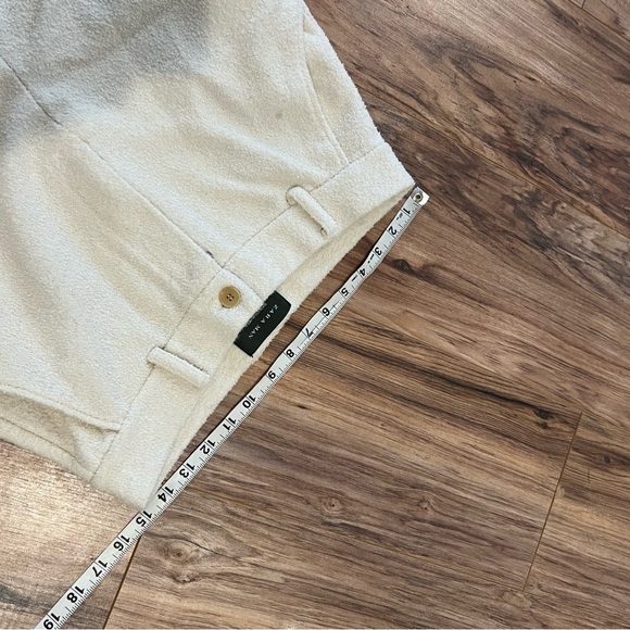 Zara Man Ivory Boucle Textured Fuzzy Shorts - Picture 8 of 9